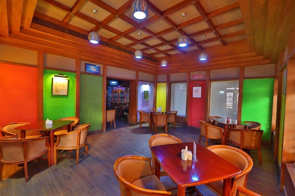 Hotel Fort Queen Kochi Exterior photo